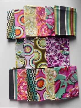 Tula Pink - Chipper Collection Cotton Fabric Bundle 16 Fat Quarters 18x22